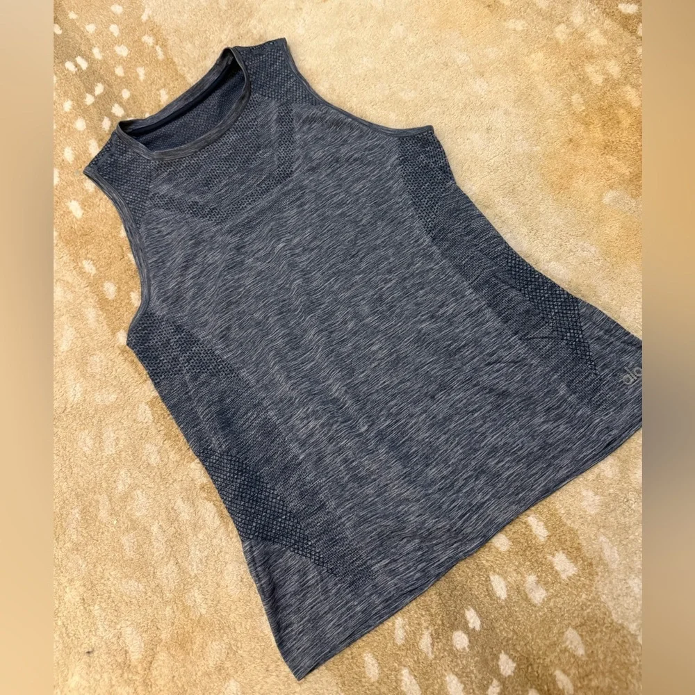 Alo Yoga Seamless Performance Tank Top Heather Navy Gray Women’s Size M - Picture 4 of 5